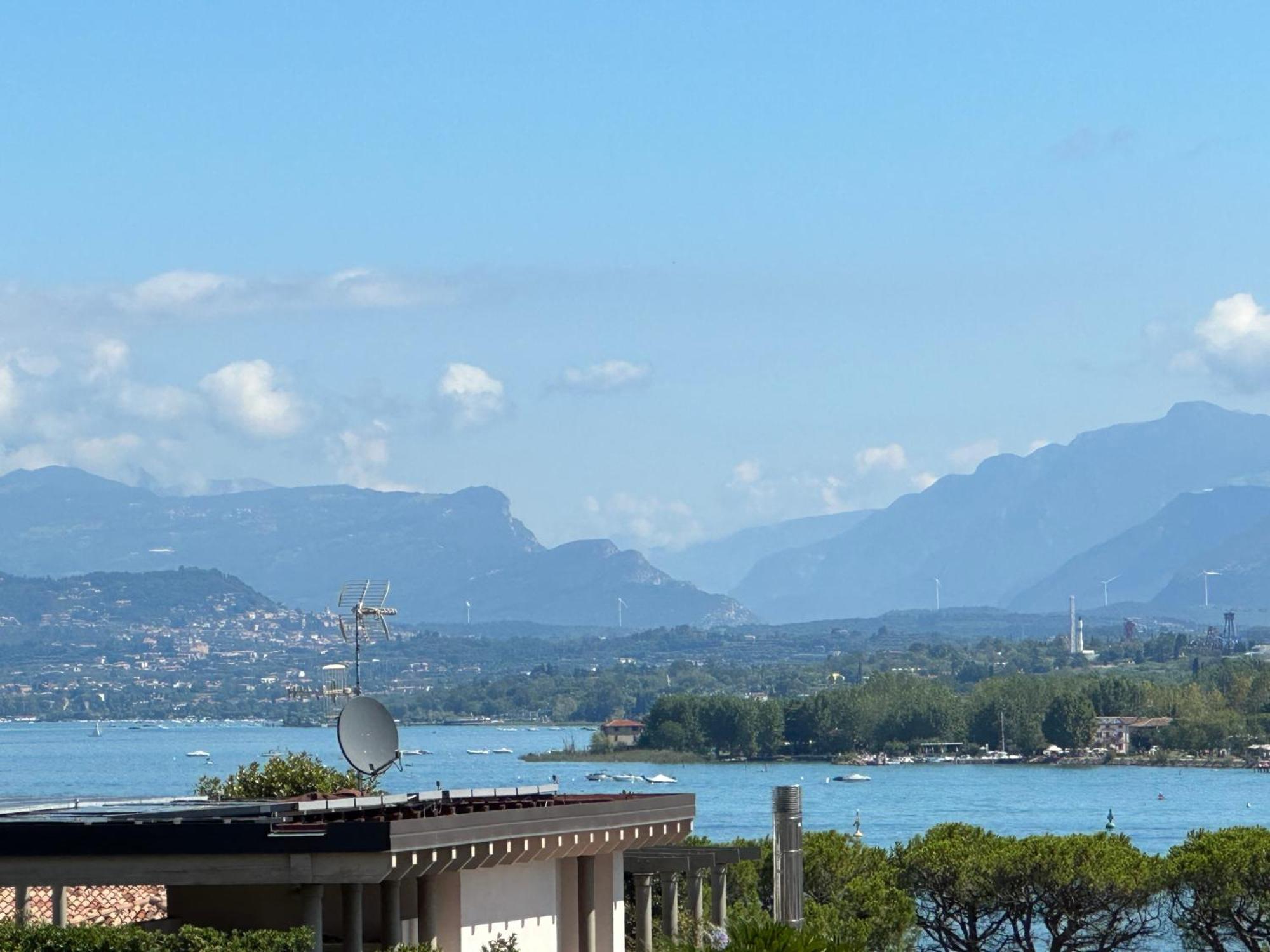 Villa 70 Peschiera del Garda Exterior foto